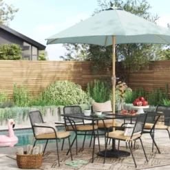 9'x9' Market Patio Umbrella - Light Wood Pole - Thresholdâ˘